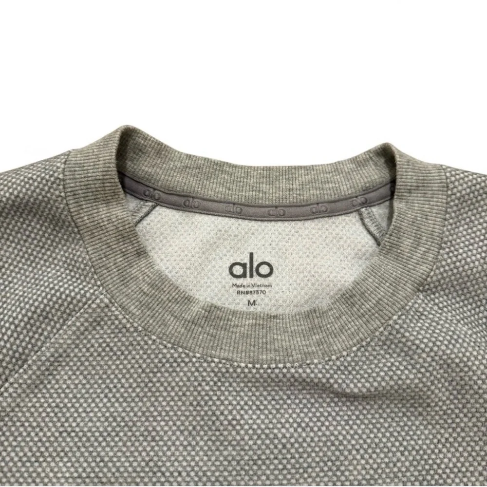 ALO Yoga Gray Crewneck Sweater - Picture 3 of 8